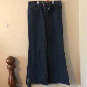 The Sweetheart wide leg jeans sz 6